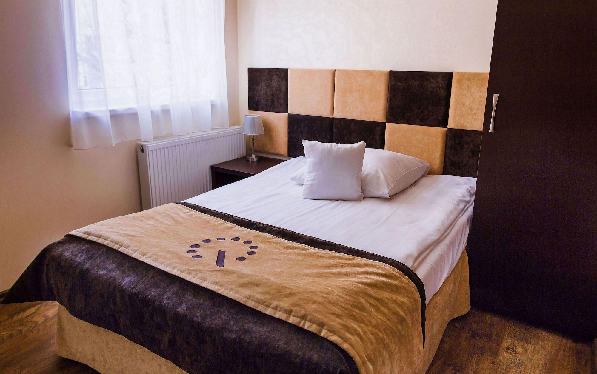 Boutique Hotel'S III Pilsudskiego Łódź Buitenkant foto