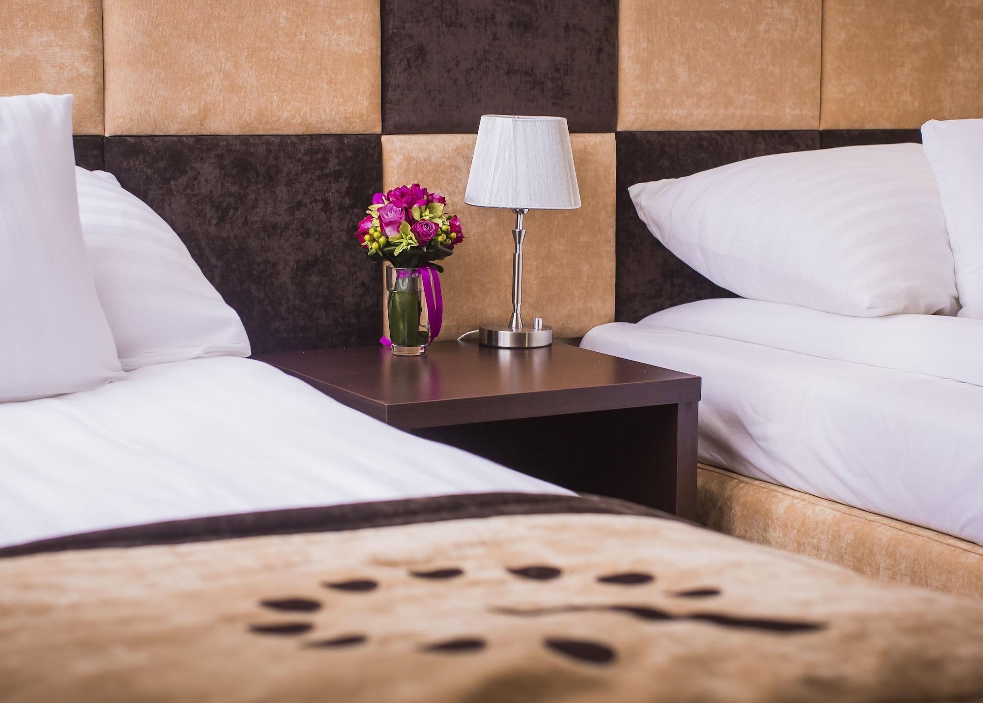Boutique Hotel'S III Pilsudskiego Łódź Buitenkant foto