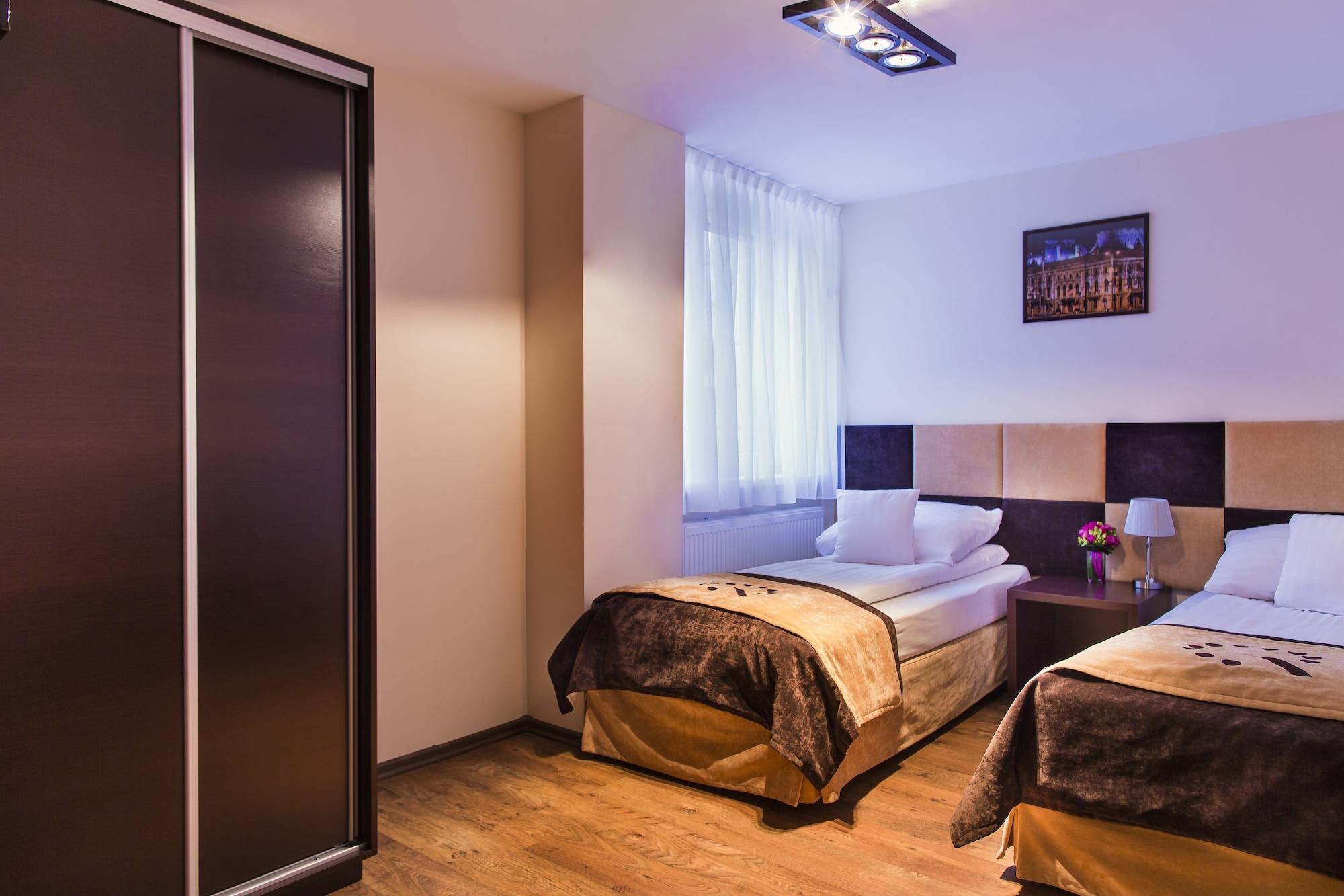 Boutique Hotel'S III Pilsudskiego Łódź Buitenkant foto