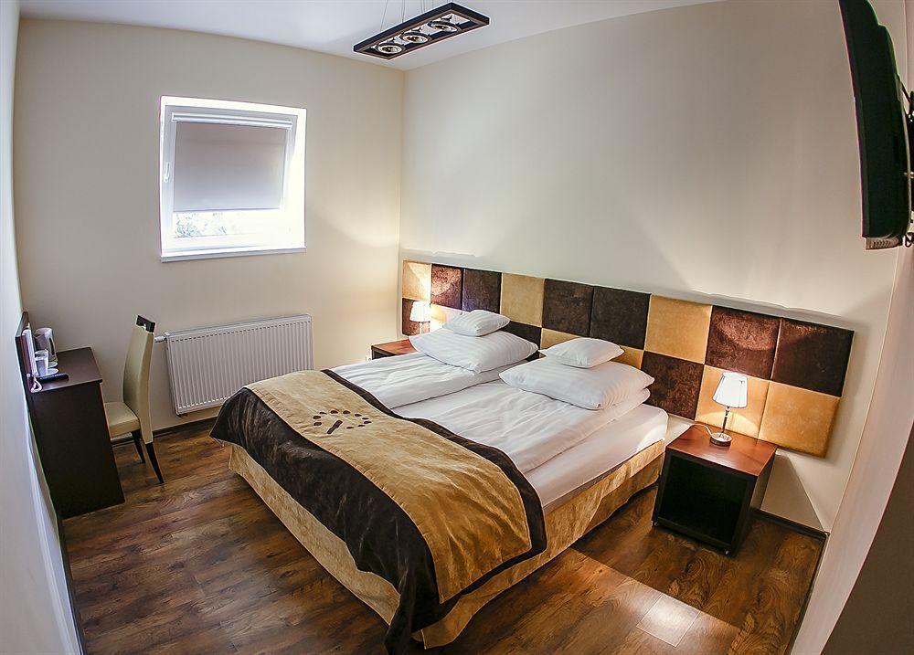 Boutique Hotel'S III Pilsudskiego Łódź Buitenkant foto